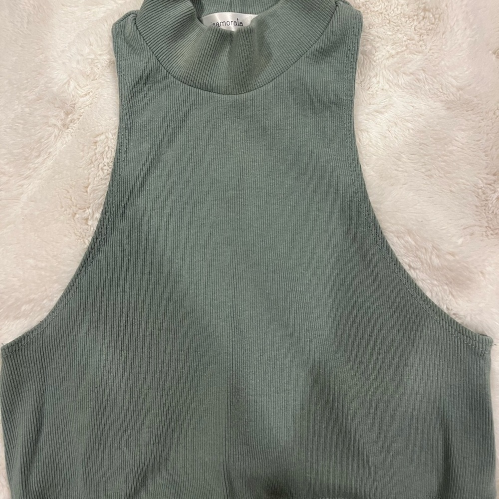Inamorata crop top